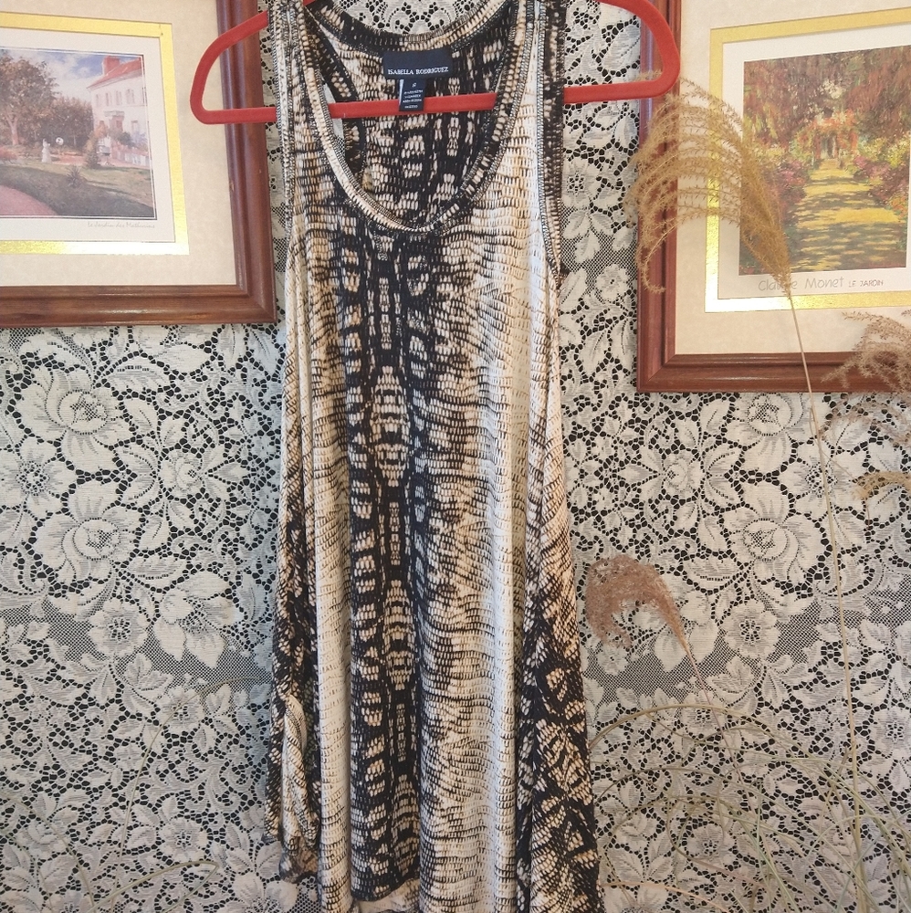 Isabella Rodriguez lightweight tunic snakeskin print with scoop neck and pockets